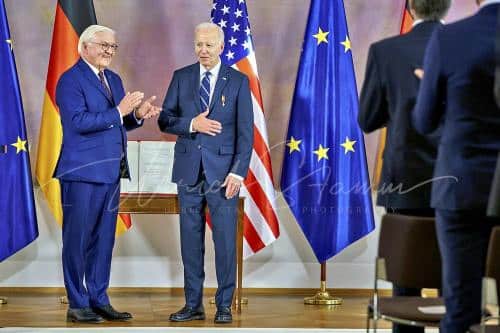 Ordensverleihung anlässlich des Besuches von  Präsidenten der Vereinigten Staaten von Amerika, Joseph R. Biden durch Bundespräsident Frankl Walter Steinmeier - Schloss Bellevue in Berlin / Berlin / Deutschland am 18.10.24