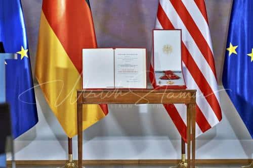 Ordensverleihung an den  Präsidenten der Vereinigten Staaten von Amerika, Joseph R. Bidendurch den Bundespräsident Frank Walter Steinmeier - Schloss Bellevue in Berlin / Berlin / Deutschland am 18.10.24