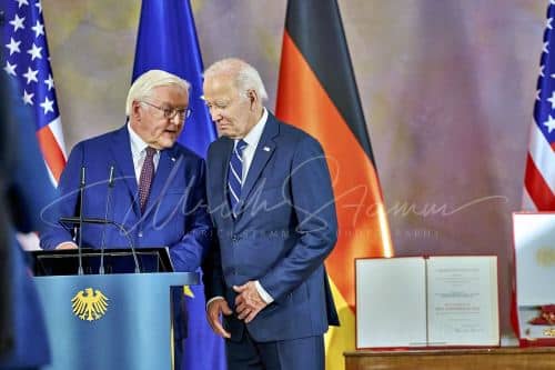 Ordensverleihung anlässlich des Besuches von  Präsidenten der Vereinigten Staaten von Amerika, Joseph R. Biden durch Bundespräsident Frankl Walter Steinmeier - Schloss Bellevue in Berlin / Berlin / Deutschland am 18.10.24