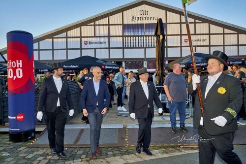 Bruchmeisterrundgang über das 495.Schützenfest in Hannover - Schützenplatz in Hannover / Niedersachsen / Deutschland am 04.07.24