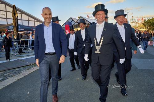 Bruchmeisterrundgang über das 495.Schützenfest in Hannover - Schützenplatz in Hannover / Niedersachsen / Deutschland am 04.07.24