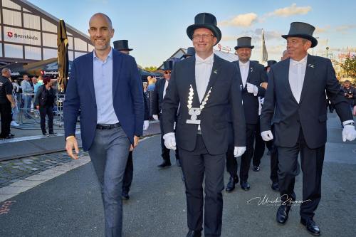 Bruchmeisterrundgang über das 495.Schützenfest in Hannover - Schützenplatz in Hannover / Niedersachsen / Deutschland am 04.07.24