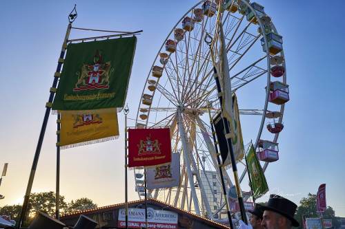 Bruchmeisterrundgang über das 495.Schützenfest in Hannover - Schützenplatz in Hannover / Niedersachsen / Deutschland am 04.07.24