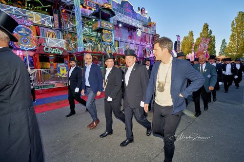 Bruchmeisterrundgang über das 495.Schützenfest in Hannover - Schützenplatz in Hannover / Niedersachsen / Deutschland am 04.07.24