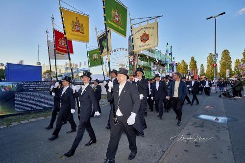 Bruchmeisterrundgang über das 495.Schützenfest in Hannover - Schützenplatz in Hannover / Niedersachsen / Deutschland am 04.07.24