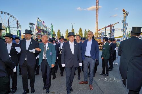 Bruchmeisterrundgang über das 495.Schützenfest in Hannover - Schützenplatz in Hannover / Niedersachsen / Deutschland am 04.07.24