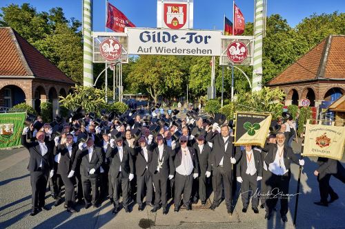 Bruchmeisterrundgang über das 495.Schützenfest in Hannover - Schützenplatz in Hannover / Niedersachsen / Deutschland am 04.07.24