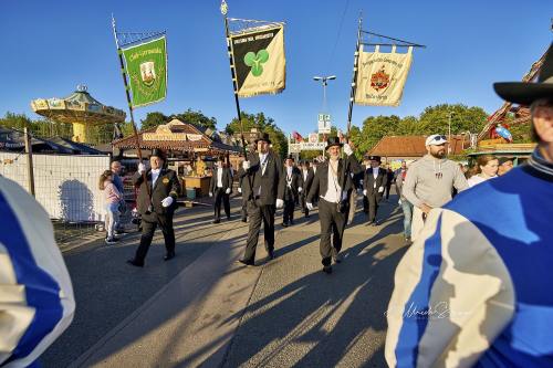 Bruchmeisterrundgang über das 495.Schützenfest in Hannover - Schützenplatz in Hannover / Niedersachsen / Deutschland am 04.07.24