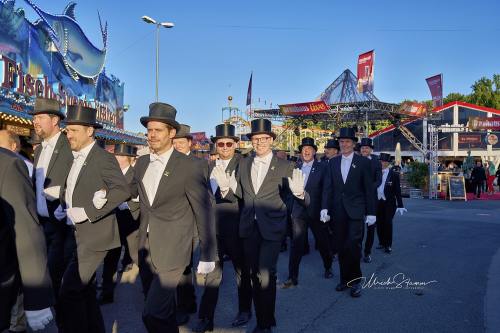 Bruchmeisterrundgang über das 495.Schützenfest in Hannover - Schützenplatz in Hannover / Niedersachsen / Deutschland am 04.07.24