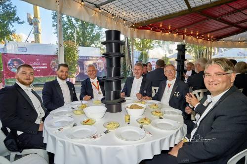 Bruchmeisterrundgang über das 495.Schützenfest in Hannover - Schützenplatz in Hannover / Niedersachsen / Deutschland am 04.07.24