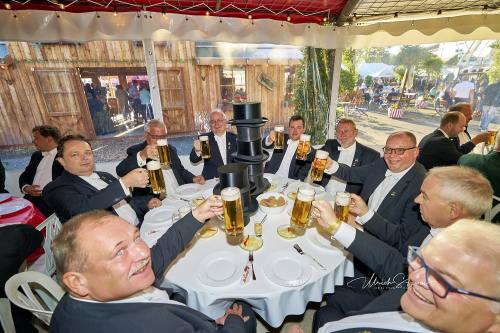 Bruchmeisterrundgang über das 495.Schützenfest in Hannover - Schützenplatz in Hannover / Niedersachsen / Deutschland am 04.07.24