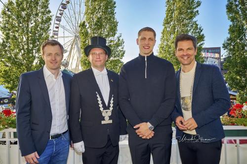 Bruchmeisterrundgang über das 495.Schützenfest in Hannover - Schützenplatz in Hannover / Niedersachsen / Deutschland am 04.07.24