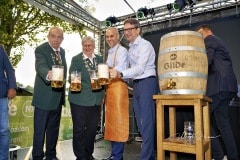 494. Schützenfest in Hannover - Fassbieranstich im Rondell auf dem Schützenplatz in Hannover / Niedersachsen / Deutschland am 30.06.23