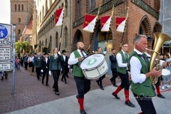 494. Schützenfest in Hannover - Marsch zum Neuen Rathaus Hannover -  in Hannover / Niedersachsen / Deutschland am 30.06.23