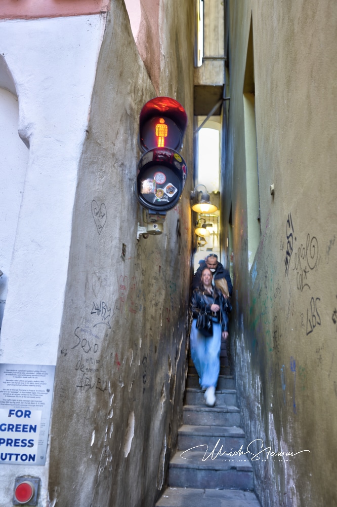 Engste Gasse Prag US 2025 10 18 11 2 3 4 5 Sightseeing In Prag In Prag / / Tchechien Am 18.10.25 – © Ulrich Stamm, Hannover